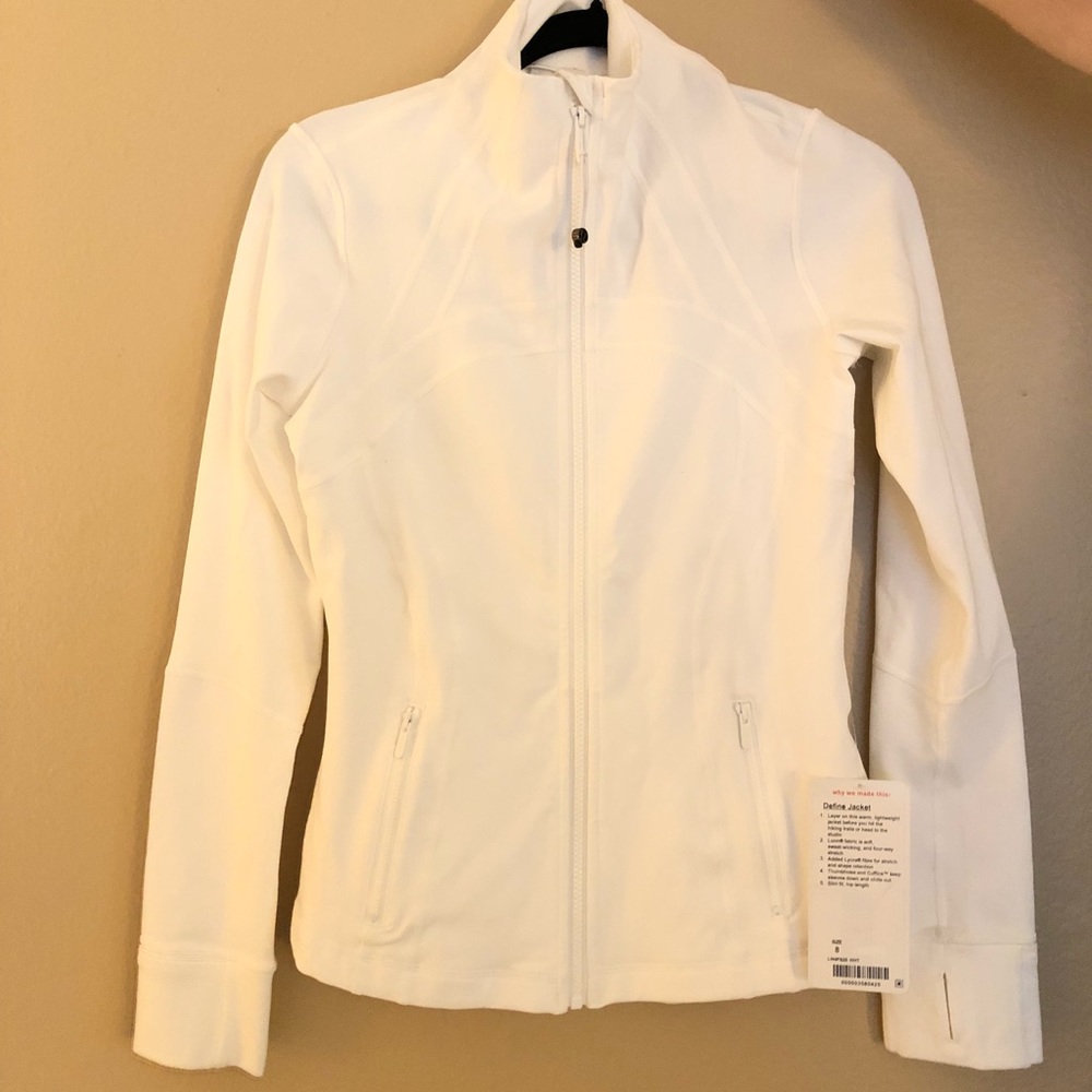 Brand new white Lululemon Jacket - size 8